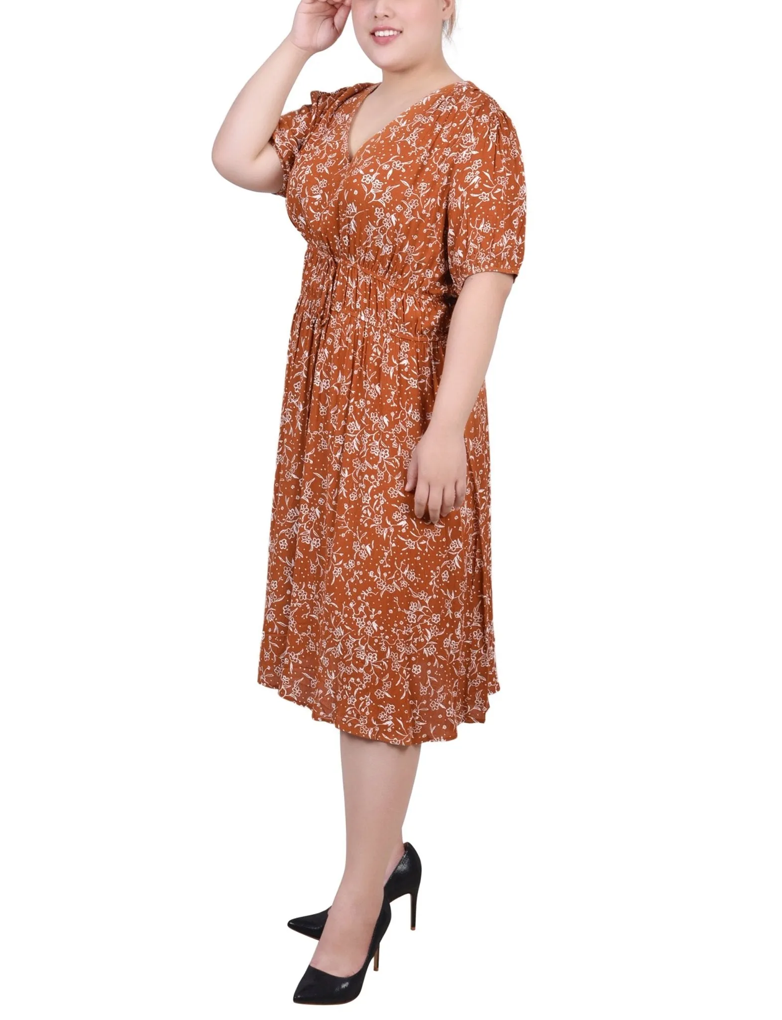 Bossanova Floral Short Sleeve Dress With Tie Waist - Plus