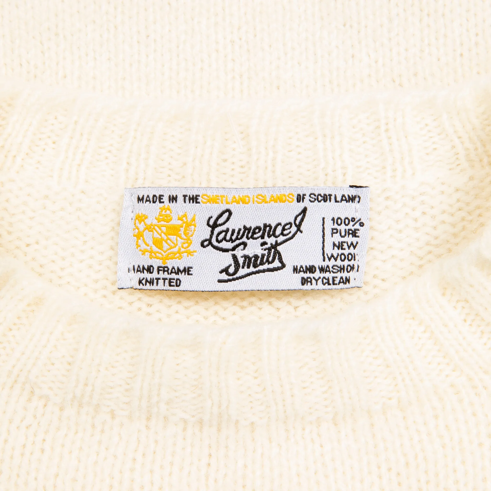 Laurence J. Smith Super Soft Seamless Crewneck Winter White