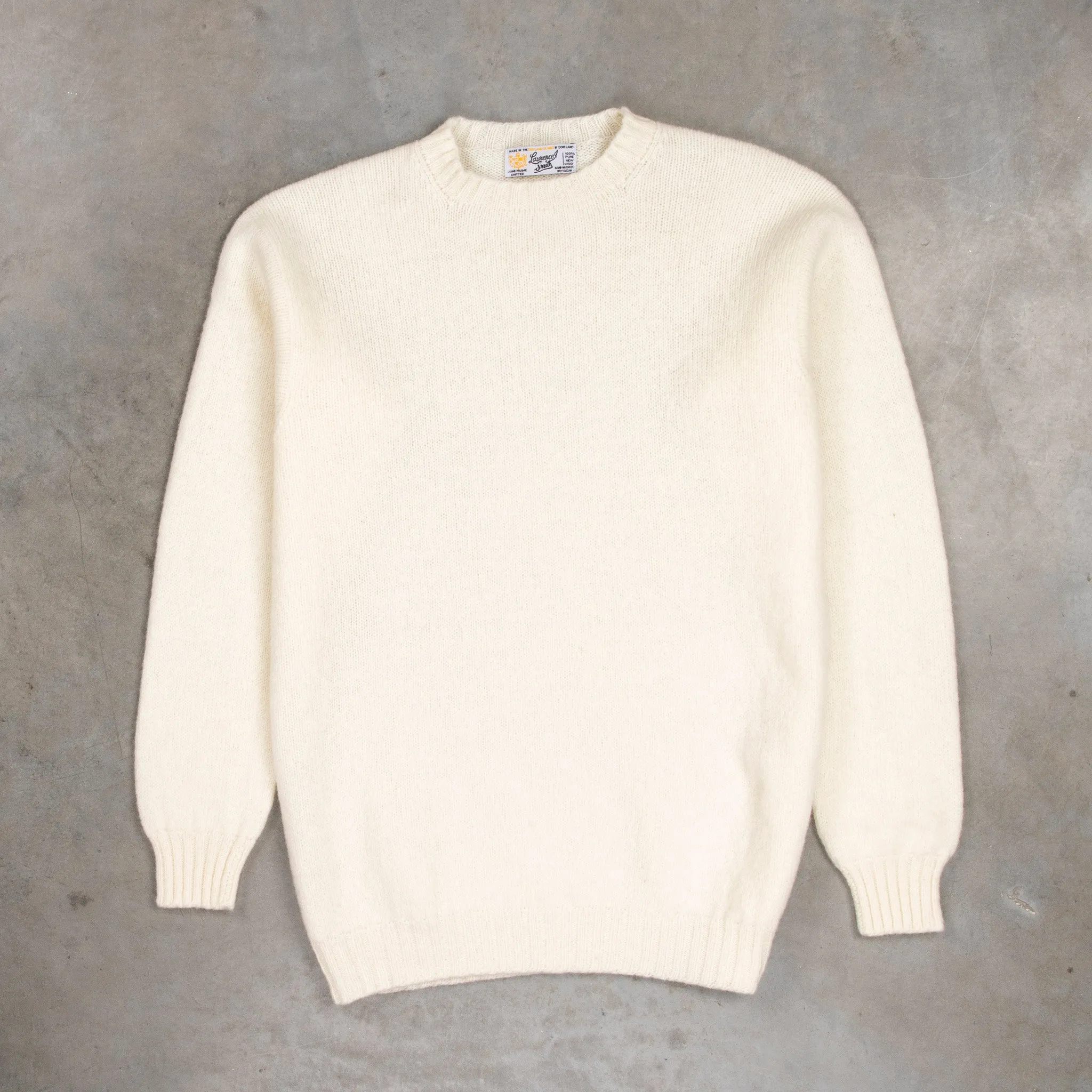 Laurence J. Smith Super Soft Seamless Crewneck Winter White