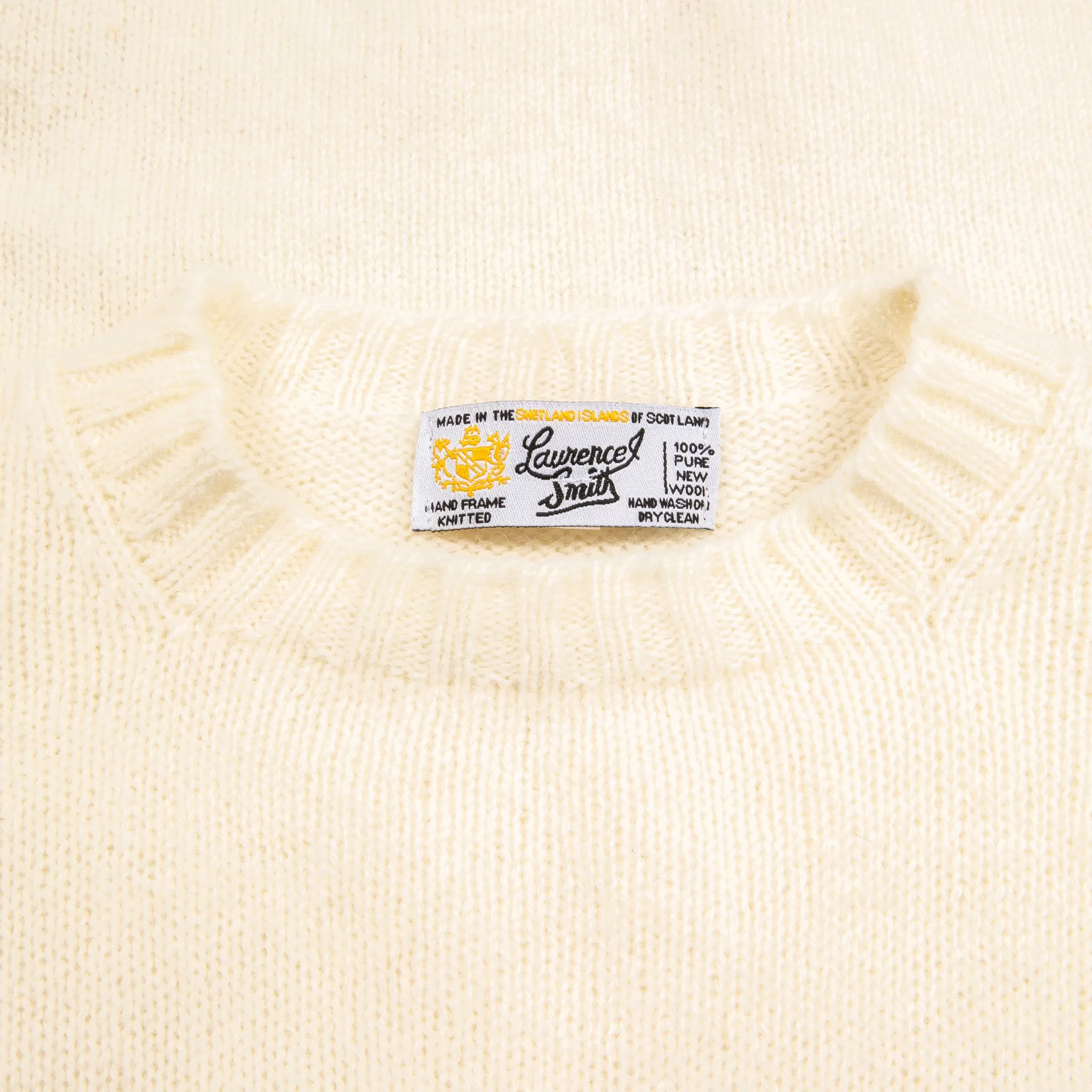 Laurence J. Smith Super Soft Seamless Crewneck Winter White