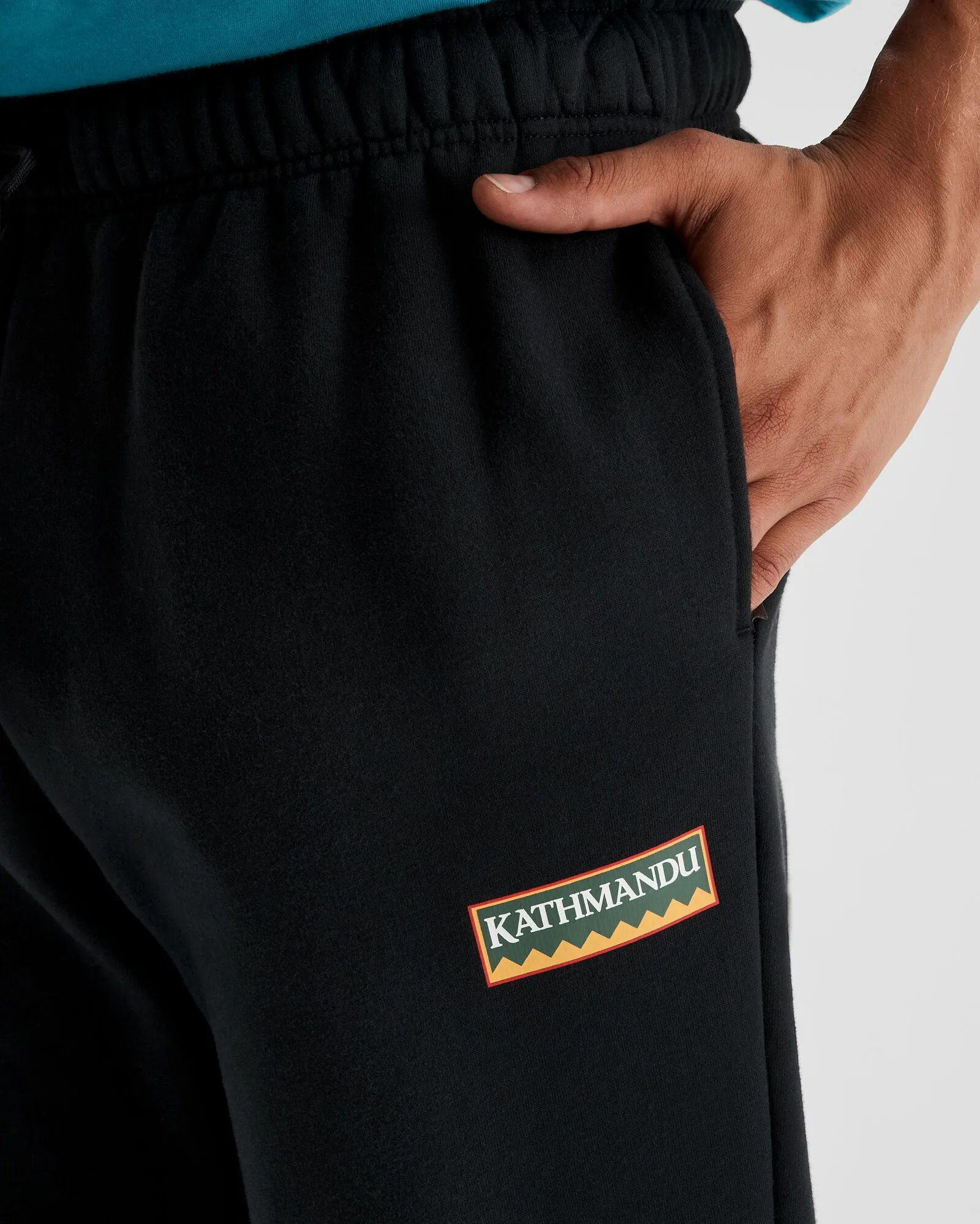 Men's Kathmandu Heritage Logo Slouchy Joggers - Black