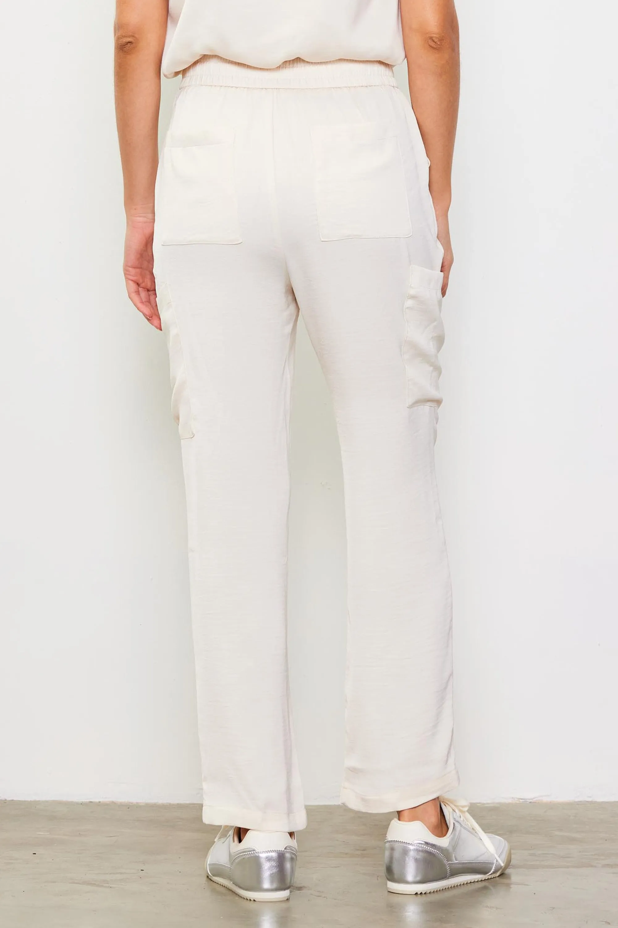 Pintuck Jogger