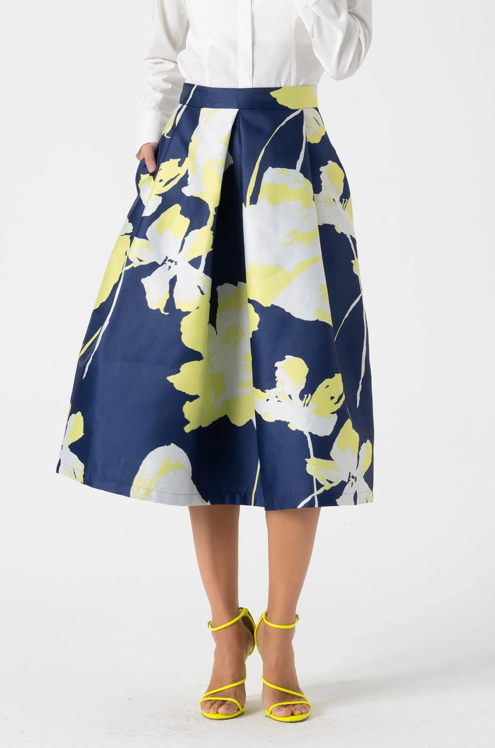 Pleated midi skirt